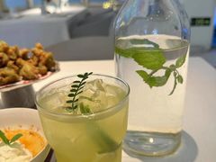 -春树下·树屋花房西餐厅(罍街AS1980店)