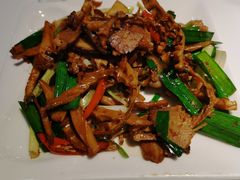 大巴山老腊肉炒笋-黑鸡小馆(金源店)