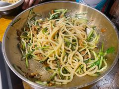 特色东北炸酱面-聚合鑫东北熏酱熟食麻辣面(长阳店)
