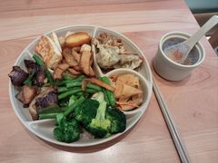 -素满香·全民食养自助(长宁龙之梦店)