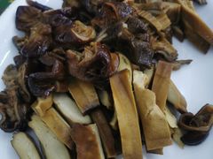 梆梆肉-春发生饭店·非遗(南院门店)