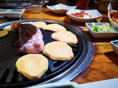 -唯成•韩国炭火烤肉 유성고기