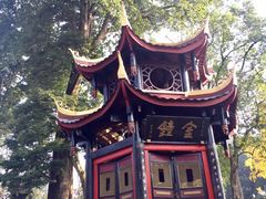 -峨眉山报国寺