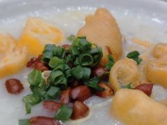 荔湾艇仔粥-赏点粤式点心(广州塔店)