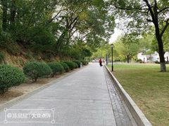 -灵岩山风景区
