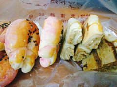 -宏发红西饼屋(天津路店)
