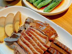 -荣家黄鱼面(南京西路店)