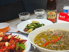 -杨氏青龙虾·吃蟹季(金盛路总店)