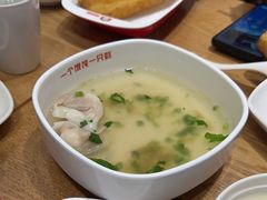 -南城香·饭香串香馄饨香(青年路店)