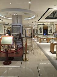 -北京七彩云南翡翠珠宝旗舰店(月坛店)