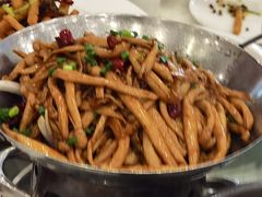 -鑫皇朝酒店(建设一路店)