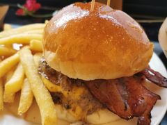 -瑞食酒馆 La Taverne Suisse