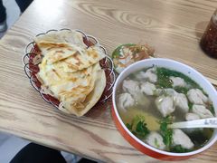 -石门侯·石门馄饨侯(革新北街店)