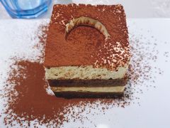 流心提拉米苏-必胜客(远大路店)