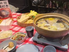 -在老街·淮安大排档·甜麻干煸龙虾·烧烤(河下古镇店)