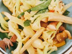 阳江小盆菜-先记烧鹅王·本地粤菜(福永店)