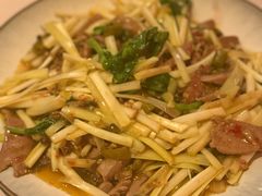 -龙门阵茶屋川菜馆(武康路店)
