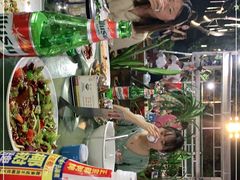 -四川小胡子海鲜(丁村万人海鲜广场店)