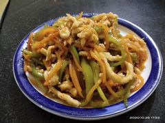 鱼香鸡丝-清真宏玉祥黄门脸餐厅(华荫东里店)