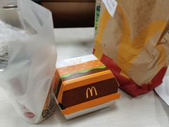 巨无霸经典中薯条套餐-麦当劳(国际大厦店)