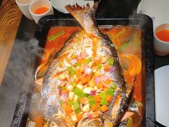 -夯鱼烤鱼·尔滨地标美食(中央商场店)