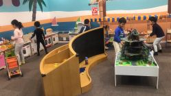 -玩元素·家庭游乐成长中心(香格里拉店)