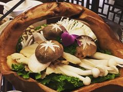 -捞神煲汤火锅(湖滨商业街店)