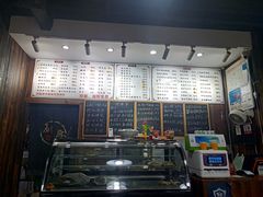 -何太太馄饨面铺(大浒东苑店)