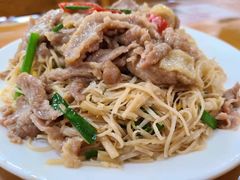 -正宗普宁豆干坊·洪记砂锅粥(红领巾路店)