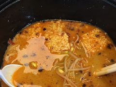 -小蛮椒麻辣烫·麻辣拌(青浦宝龙店)