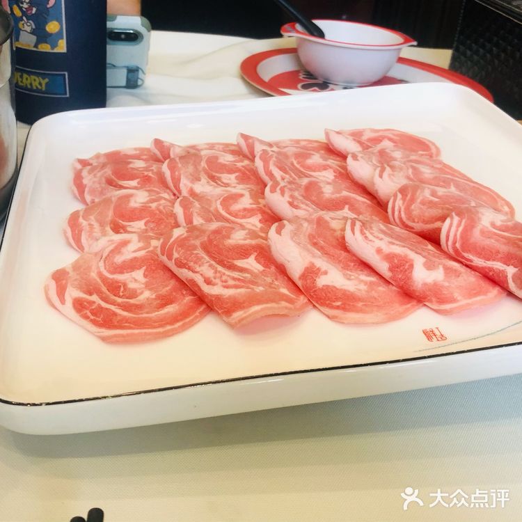 他们家的甜点是最后上的，不会像其他家一样不定时上