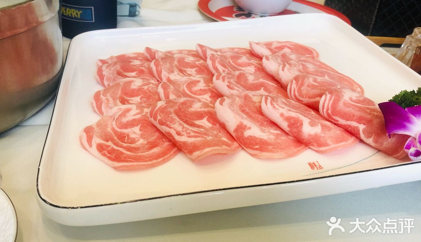 他们家的甜点是最后上的，不会像其他家一样不定时上