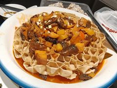 羊肉口蘑栲姥姥-西北人家莜面村(建设店)