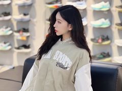 -王府井百货熙地港店