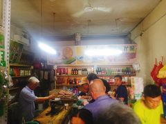 大堂-赵府街副食店