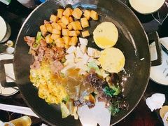 -丁姨妈贵州臭豆腐烙锅(甲秀楼店)