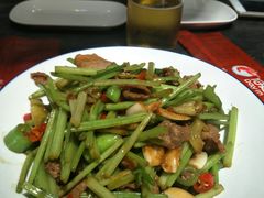 小炒黄牛肉-日进一片海.生腌海鲜火锅.宵夜烧烤(三里屯总店)