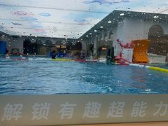 -龙格亲子游泳·水育早教运动中心(龙湾天街店)