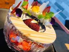 草莓奶冻-AZUL by FUEL蓝色·法式酒馆(琶醍店)