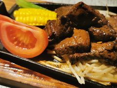 -穹六人间 people 6(岳阳路店)