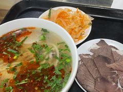 -陇上全荟兰州传统牛肉面(延吉路店)