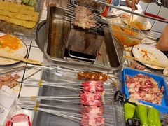 -喜悦小串丹东小黄牛海鲜烧烤大排档(民主广场店)