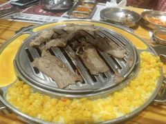 -青瓦炭韩潮烤肉(花园道店)