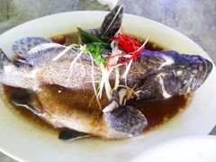 -四川小胡子海鲜(丁村万人海鲜广场店)