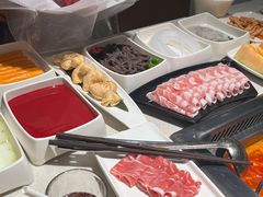 -海底捞火锅鲜切牛肉主题店(长寿路店)