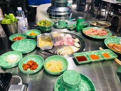 -欧巴炭烤肉오빠숯불구이(南京东路店)