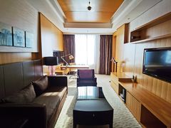 -上海漕河泾万丽酒店