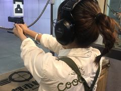 -都市枪神实弹射击俱乐部