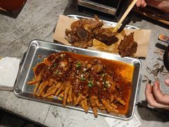 -破瓦寒窑·地摊烤羊排