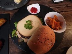 -HIGH FIVE哈福手工汉堡(桂林路店)